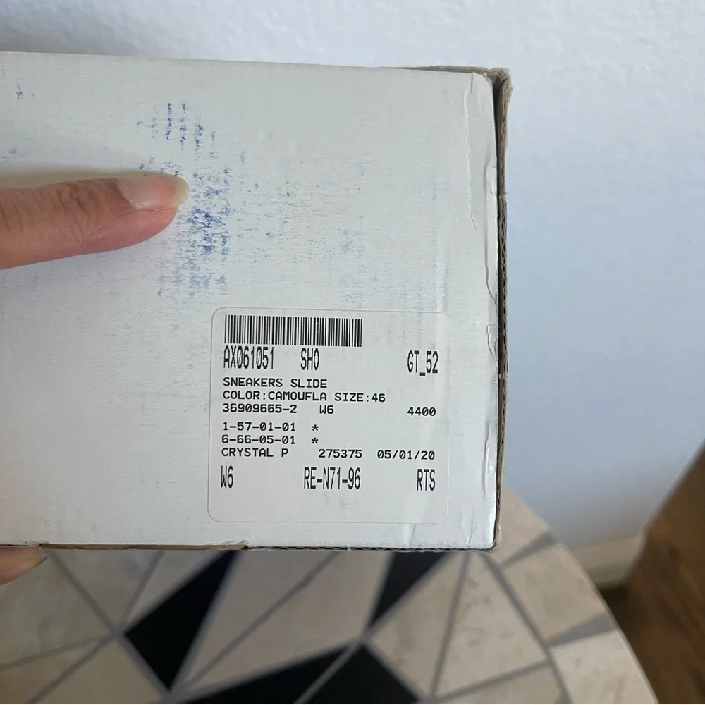 GOLDEN GOOSE
Men's Superstar Camo Mid-Top Sneakers - Picture 14 of 14